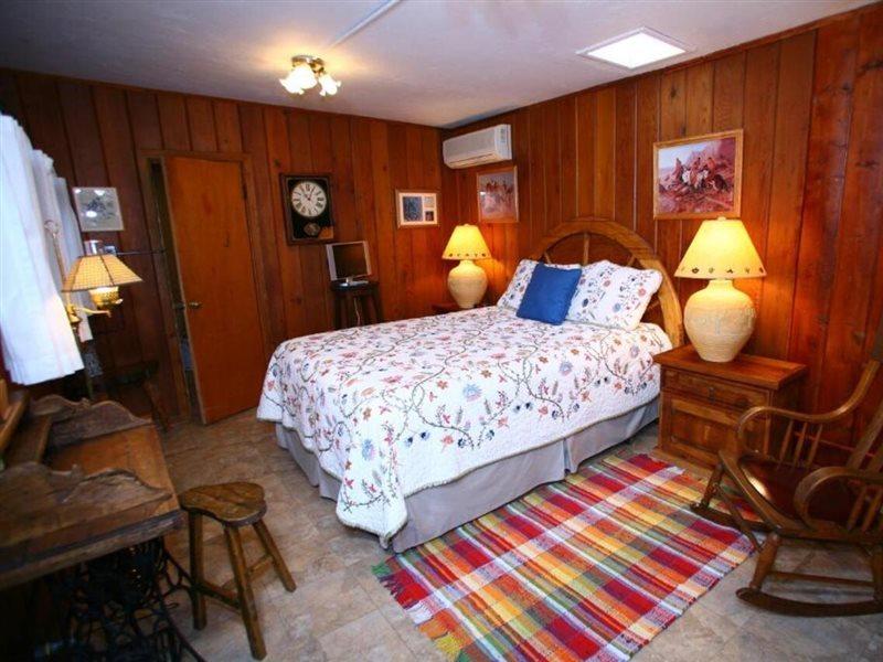 Sam Hughes Inn B&B Тусон Экстерьер фото
