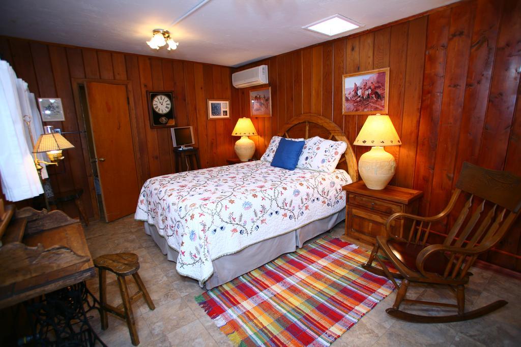 Sam Hughes Inn B&B Тусон Экстерьер фото